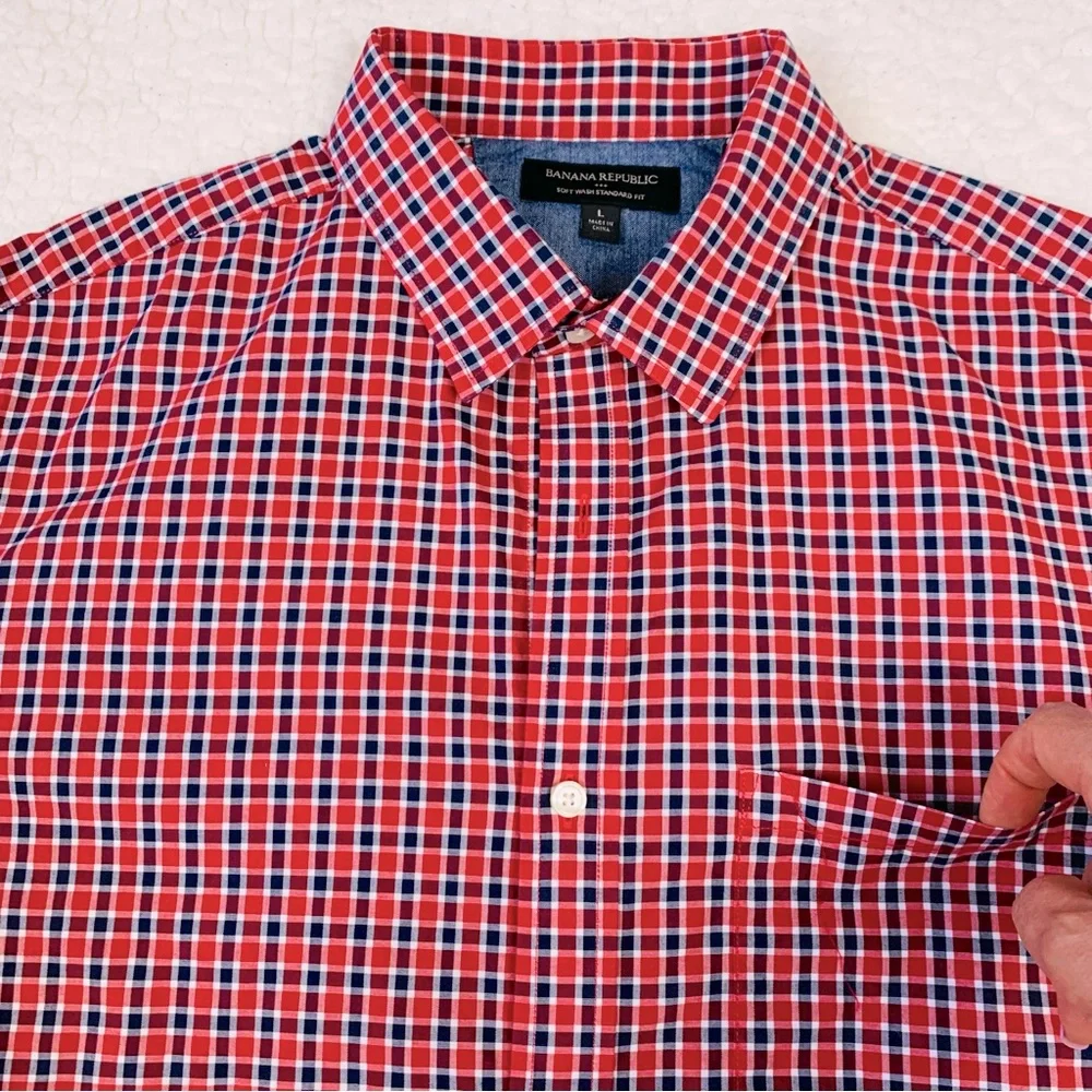 Banana Republic Button Down Shirt Men's L Red Blue Plaid Soft Wash Standard Fit